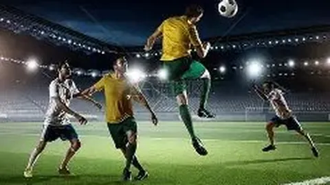 曾映雪亮相捐赠盛典，致敬中国电影百年辉煌，《云雀叫天录》入驻上海电影馆